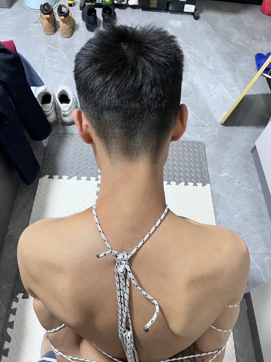 bkerri's tweet photo. 不是很会绑，但就是喜欢，哈哈 https://t.co/hdAdTbrscm