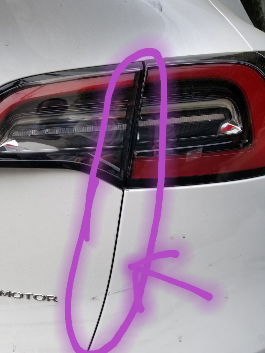 So I recommended Tesla to a friend. He was so happy coz #Tesla cut the price.
Guess price cut = 
quality cut too!
Trunk door uneven. Rubber piece when you step in not sealed properly.
WTH <a href="/elonmusk/">Elon Musk</a> !!