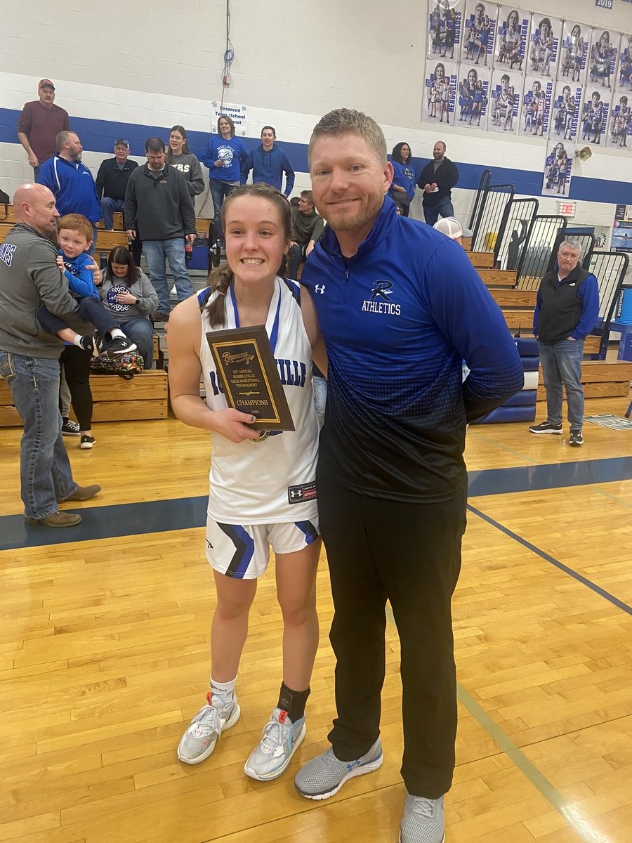 _cameron11_'s tweet photo. I also wanted to thank my coach who has supported me and helped me be the player I am today. Thank you for always believing in my talent and encouraging me through tougher points in my career! Thank you @B_Bishop1 https://t.co/vUyWEH9vVv