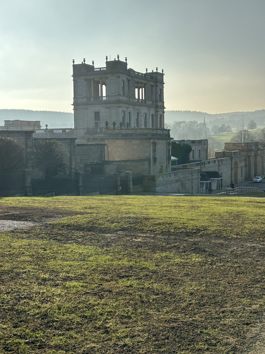 staithesartist's tweet photo. I will be back  @Chatsworthofficial on Sunday with the @PDArtisans #showcaseintheshop I will have my sketchbooks It will mark the last week folks. https://t.co/rEGjsVukS4