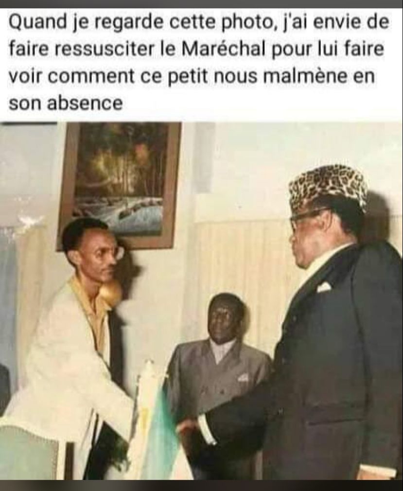 GraceKordei0498's tweet image. Is this man yall president? @YolandeMakolo @RwandaGov  my dad just told me Paul Kagame was Mobutu's puppet, and you can clearly see. #PictureIsHistory Your hands is full of blood of my people #KagameIsKilling 🇨🇩🇨🇩❤️❤️