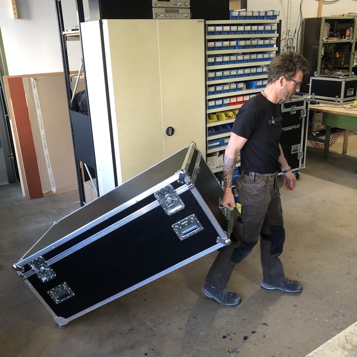 flightcase's tweet photo. einfach 1 Rednerpult Case https://t.co/obmnuyk2YJ #Trolley https://t.co/ntqdpUheYy