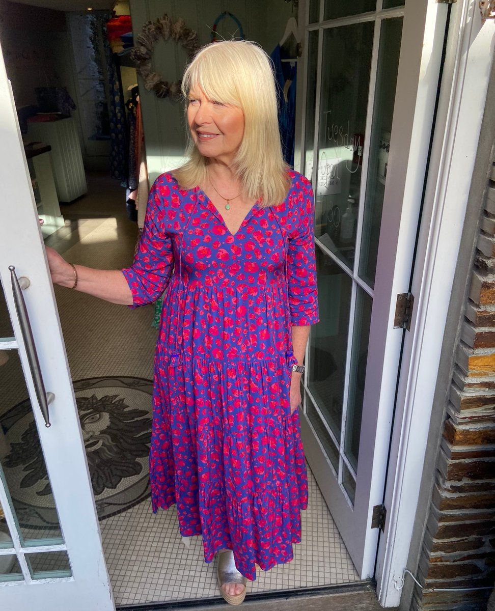 aspigalondon's tweet photo. We're loving @lindasstyletips in sunny St Mawes, showing us how its done in our New Transitional Collection🌊🌤️
These pieces will have you stepping into spring in style🌸
#transitionalcollection #cornwall #stmawes #sustainablefashion #smallbusiness #eco #bcorp https://t.co/XGnavNN243