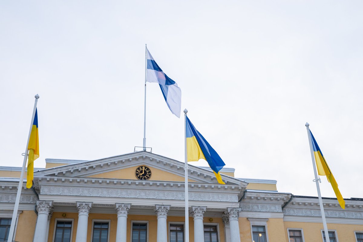 Today Ukrainian flags fly everywhere in Finland. 🇫🇮🇺🇦

A year ago today, Russia launched an invasion of Ukraine in breach of the UN Charter and international law. Ukraine continues to have Finland's unwavering support. 

Slava Ukraini!