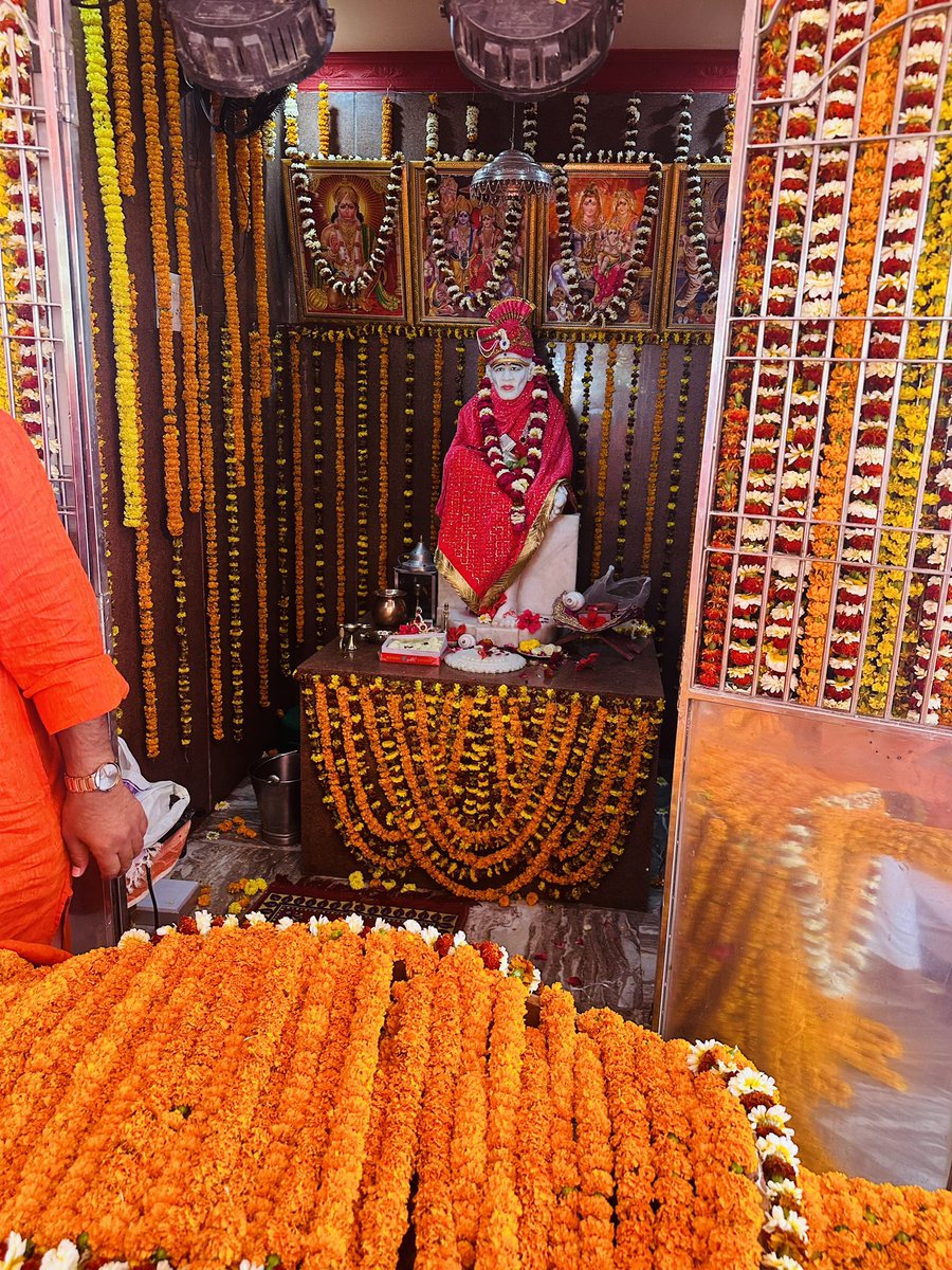 ashish_Dub's tweet photo. Happy birthday baba
#sirdi #saibaba https://t.co/NraNCzrEJd