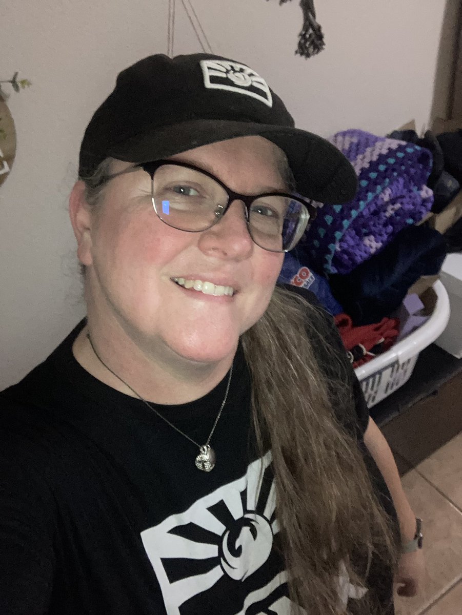 Crysthedoula's tweet photo. Day 54
Walk 46
3.75 miles
Worked up a decent sweat even. It’s so good to move your body when your mind is burdened. #WalkItOut #LookAtMeGo https://t.co/O2YyNrIZOp