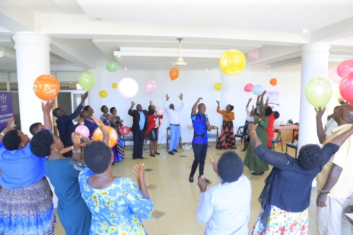 CEWIGO (@cewigouganda) on Twitter photo CEWIGO using the bollon exercise to enable women and male councillors understand the importance of having a vision  and working towards achieving it. This was during the training of councils of Mbarara and Bushenyi Districts CEWIGO using the bollon exercise to enable women and male councillors understand the importance of having a vision  and working towards achieving it. This was during the training of councils of Mbarara and Bushenyi Districts