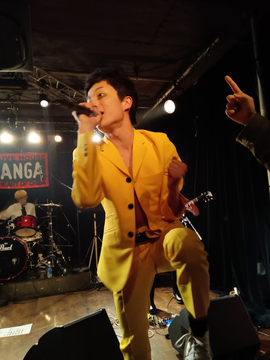 ta_ka1005ver2's tweet photo. 昨日のヒーローたち②🎸
#MONKEYGROW 少し前まで高校生だったのにツアーやるバンドになっちゃってもぅ(嬉しい)🥁
ツアーファイト〜💪JAPAN JAM出てね🎵夢叶えてね🔥 https://t.co/OfGEgvFQg6