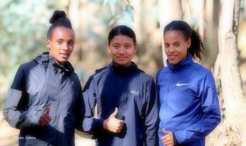 angasurunning's tweet photo. Santoshi Shrestha from #Nepal 🇳🇵 is training with Team Tesema Abeshero.
@AbsheroTessema
@santoshiSun https://t.co/DKfpgWvdnt