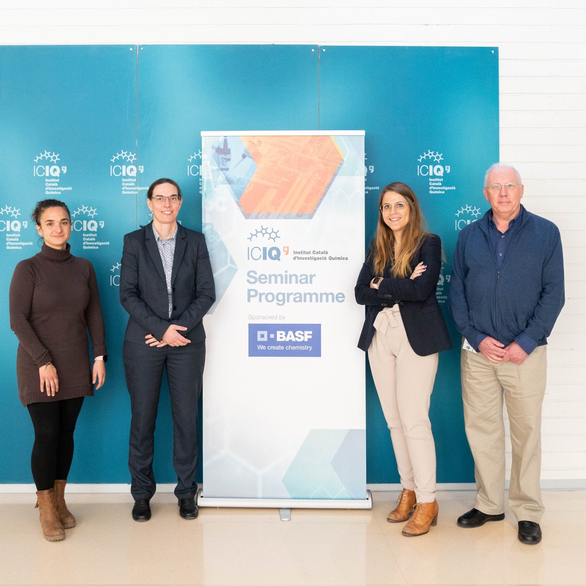 #ICIQSeminar 

We would like to thank the visit of Prof Dr Claudia <a href="/HoebartnerLab/">Claudia Höbartner</a> from <a href="/Uni_WUE/">Universität Würzburg #UniWürzburg</a>.

💬 She delivered the talk "Fluorescent Functional Nucleic Acids by Chemical Synthesis and in Vitro Selection"

Thanks also to our sponsor <a href="/BASF_ES/">BASF España</a>