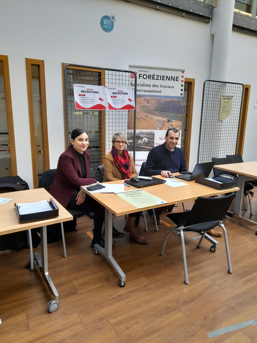 Ce matin forum annuel du BTP 
Présentation du secteur via un Escape Game animé par la CAPEB 
Recrutement merci aux entreprises présentes #saur #loireascenseur #geiqbtp #tomainterim #adecco #eiffage #randstad #manpower #federationdubtp 
Se former #cfa #greta #afpa