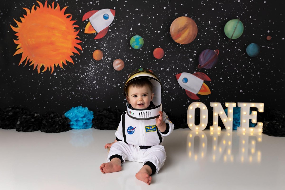 ABlanchette25's tweet photo. Jensen is about to have his first trip around the sun ☀️🚀 https://t.co/XoSukqk0d4