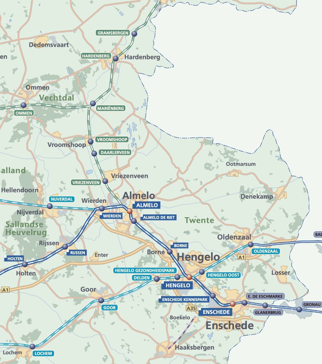 De Spoorwegkaart 2023 gaat naar de drukker. Als het goed is, zal de kaart in de loop van maart leverbaar zijn.

Je kunt de kaart vanaf nu al bestellen in onze webwinkel: spoorwegboekhandel.nl/product/spoorw…

#spoorwegkaart #spoorlijneninnederland #treinstation