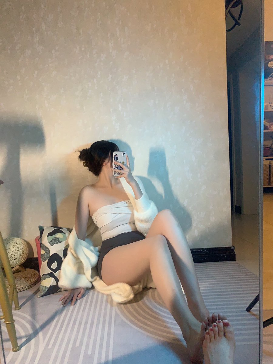 shanshandaidai's tweet photo. 职业小阿姨，才是纯欲天花板，找素质玩伴， #反差 #老师 #sm #人妻 #上海 #素质 #玩伴 https://t.co/DagpDf72gy