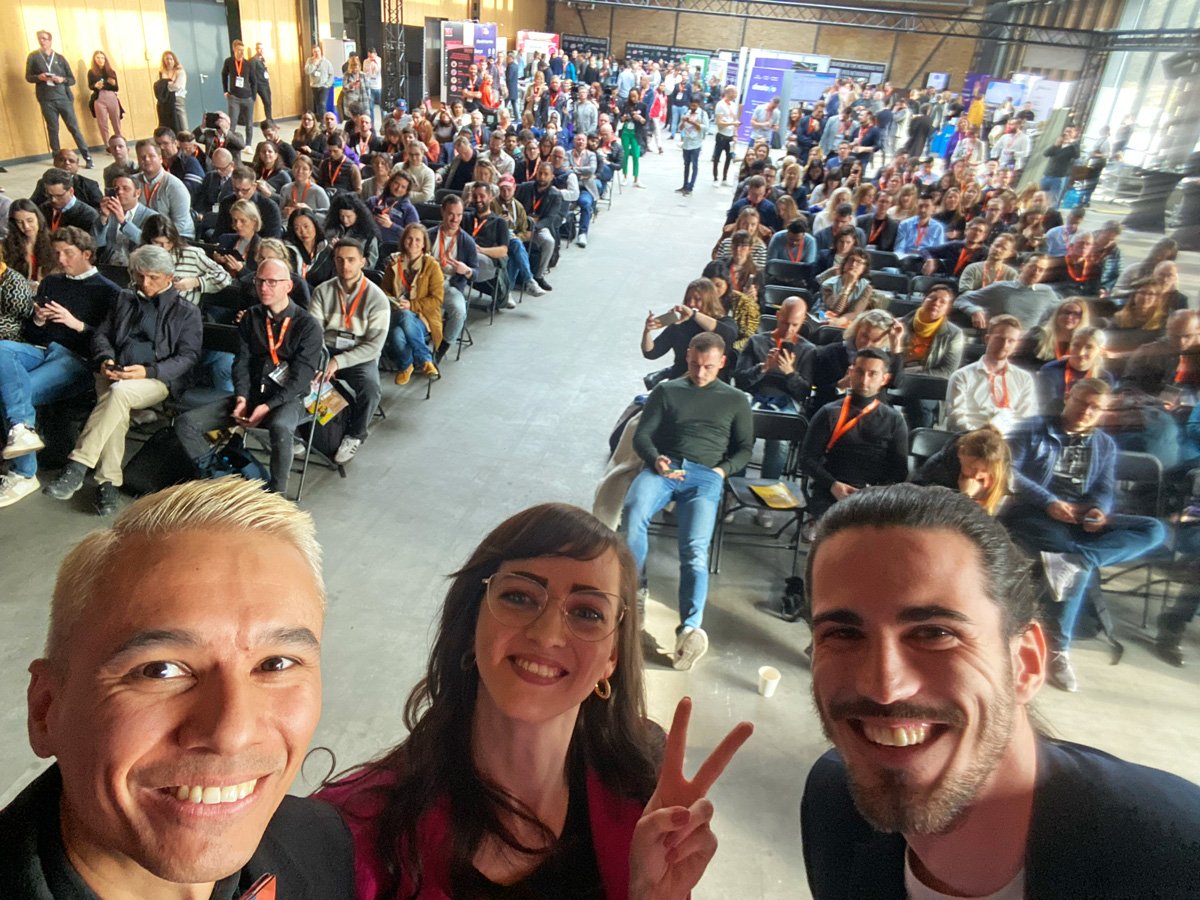 CotMetaverse's tweet photo. ๐ค Thank you all for joining the first #COTMFEST x @ecommerceberlin joint venture! ๐ค
๐ผ Enjoy some impressions from the fest, and stay tuned for more recaps and galleries.
#creatorsofthemetaverse #ebe23 https://t.co/Q7t9nUSiEb