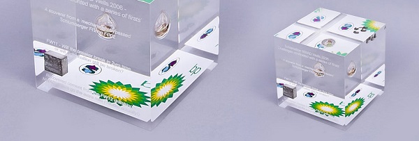 Our #financialtombstones are carefully crafted, high quality &amp; UK manufactured

These products can be produced in all shapes and sizes – we love a challenge so talk to us about your #dealtoy requirements!

jamy.co.uk/index.php/fina…

#ukmfg #display #biz #design