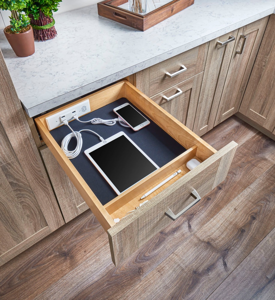 REVASHELF's tweet photo. Keep your countertops free of charging cords and clutter with our USB Charging Drawer!
Includes 4 USB-A ports, 1 USB-C adapter, and a shock absorbent mat.
Shop now: https://t.co/wqeziAjige?
#revashelf #cabinetaccessories #chargingdrawer #chargingstation https://t.co/sMzAZRyuUd
