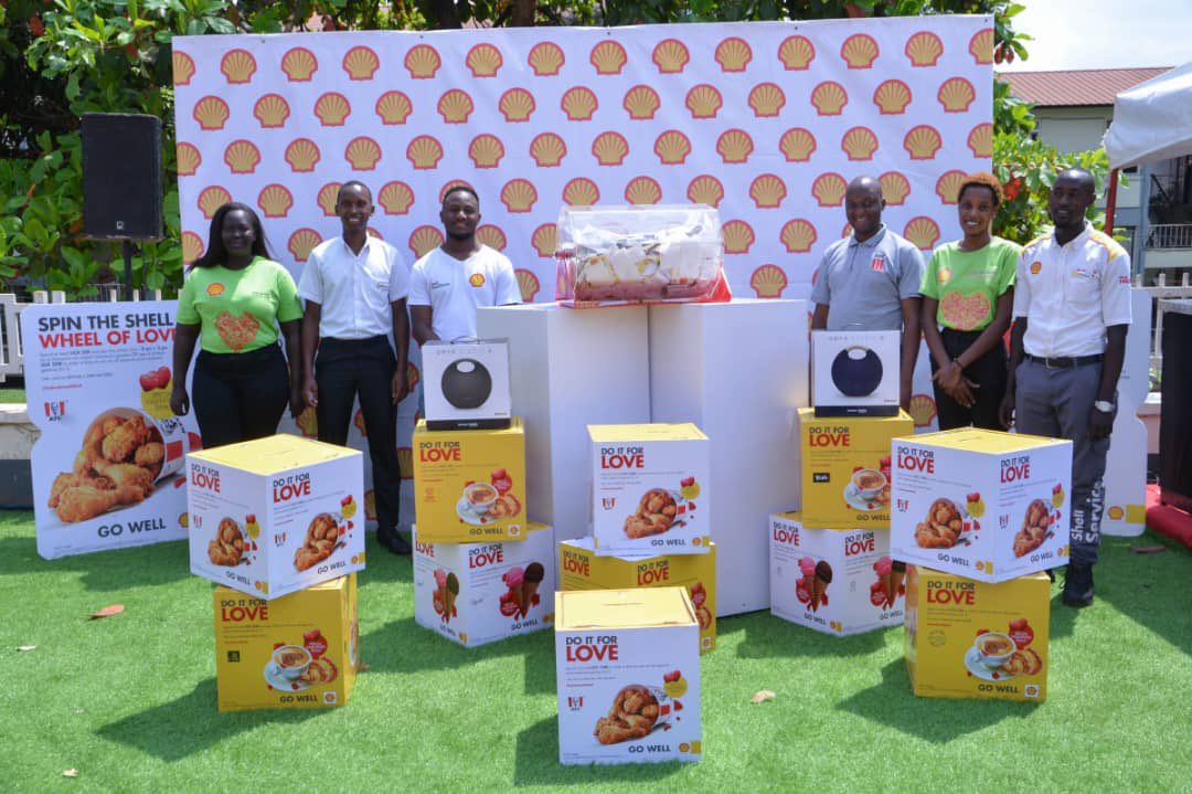 Faizafabz's tweet photo. It has truly been a month of love @Shell_Uganda ๐.
Today, Shell is carrying out the final draw to get our lucky winning couple for a weekend get away ๐.
Lucky customers will also be walking away with Harman Kardon Speakers ๐ฅน courtesy of #ValentineAtShell https://t.co/El9JjxNEj8