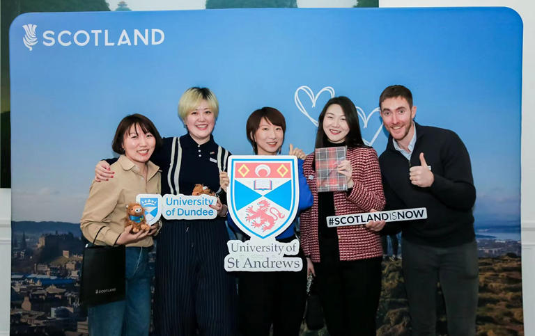 shottonb's tweet photo. #scotlandisnow #StudyinScotland @univofstandrews https://t.co/cexywDI16H