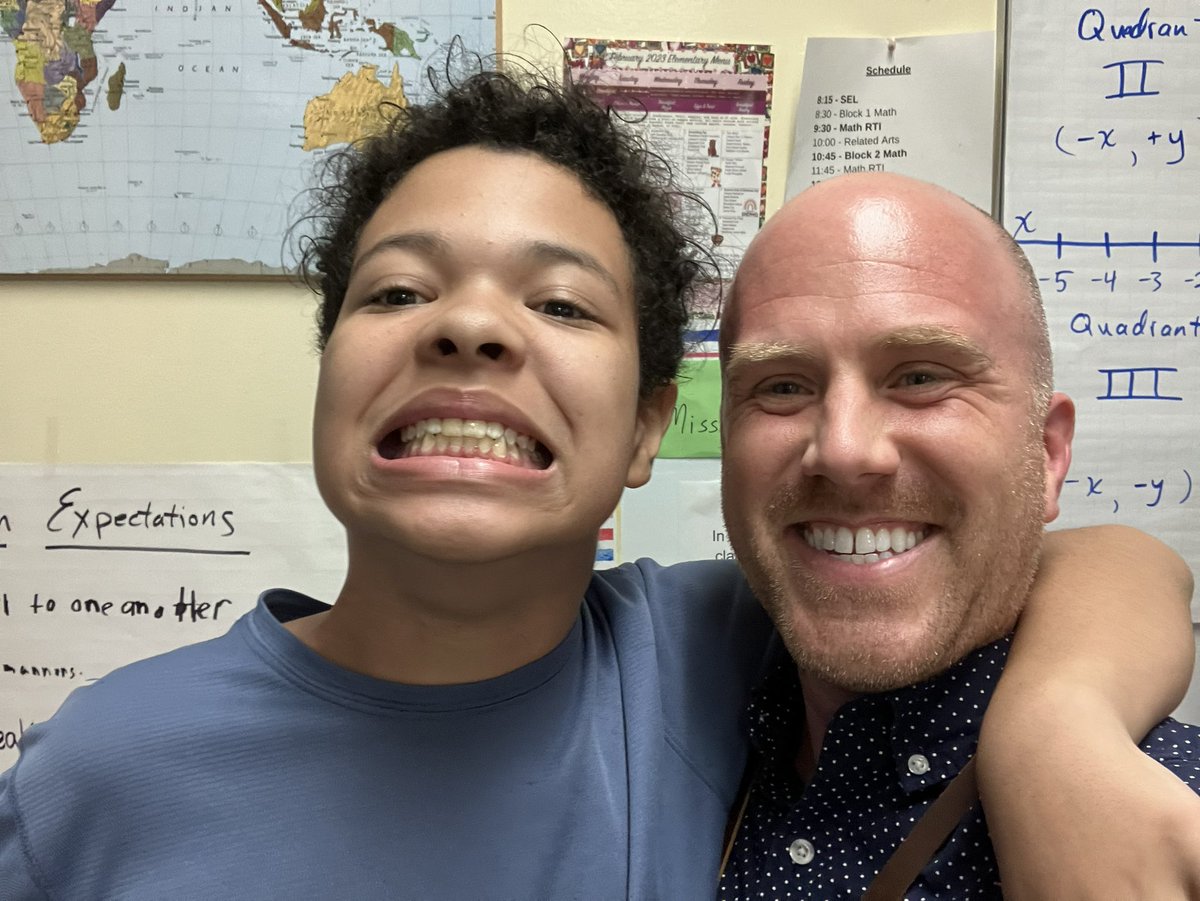 CoryFish215's tweet photo. One of the best perks of being a teacher is getting to work with wonderful, smiling faces like these every single day! #DeterminedDragons https://t.co/DkDKLJi6yb