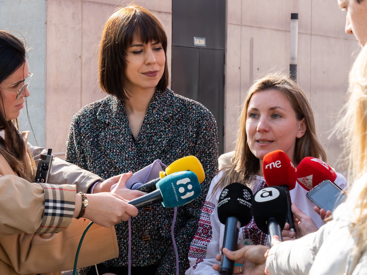 Hoy he visitado el Instituto <a href="/Ingenio_CsicUpv/">INGENIO (CSIC-UPV)</a>, donde desarrolla su trabajo Oksana Udovyk, una de los 22 investigadores e investigadoras de Ucrania que ha acogido el Gobierno de España. 

Su proyecto está enfocado en la reconstrucción de las ciudades ucranianas.

#StandWithUkraine