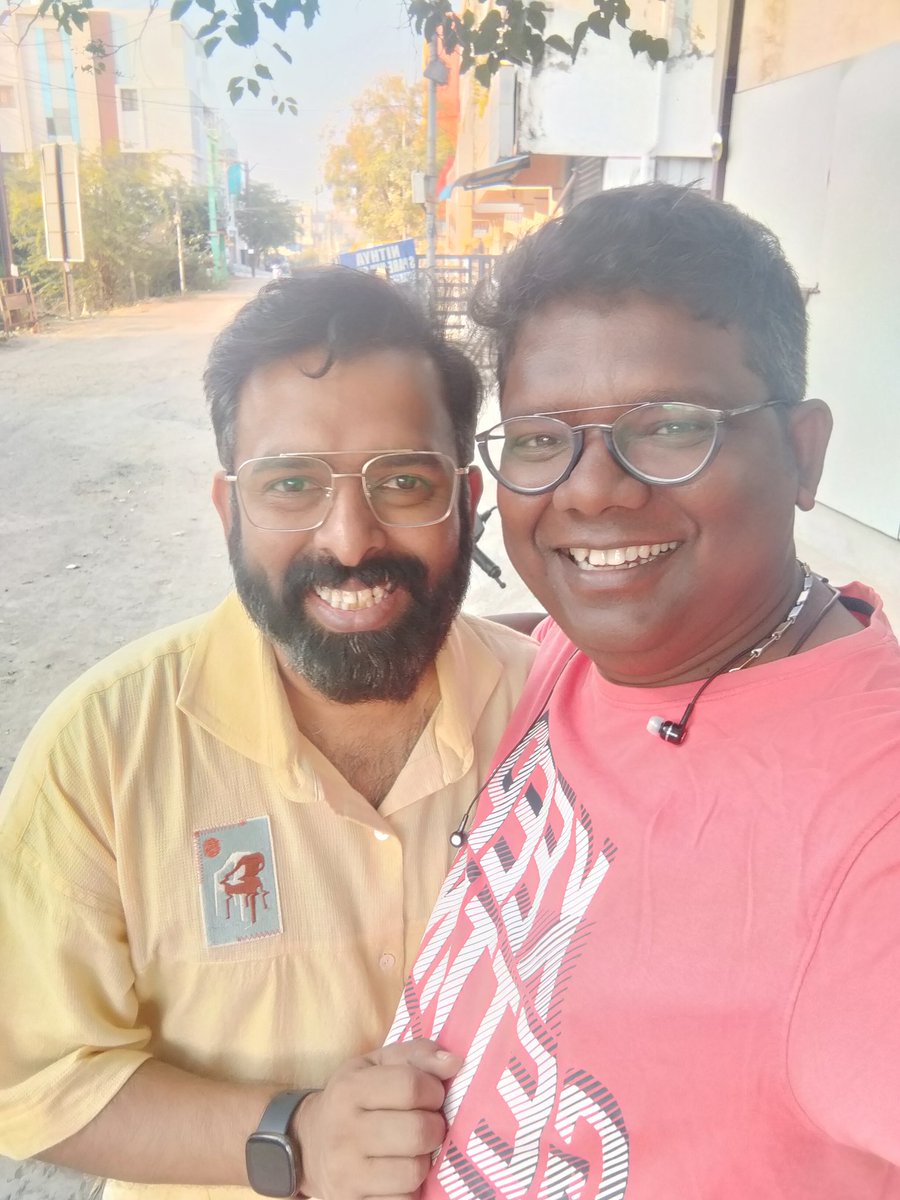 These Dheedeer meetings are always fun. It was taken a week ago I guess. But it's never too late to post something awesome. Thank you Universe ❤🙏❤. @Music_Santhosh