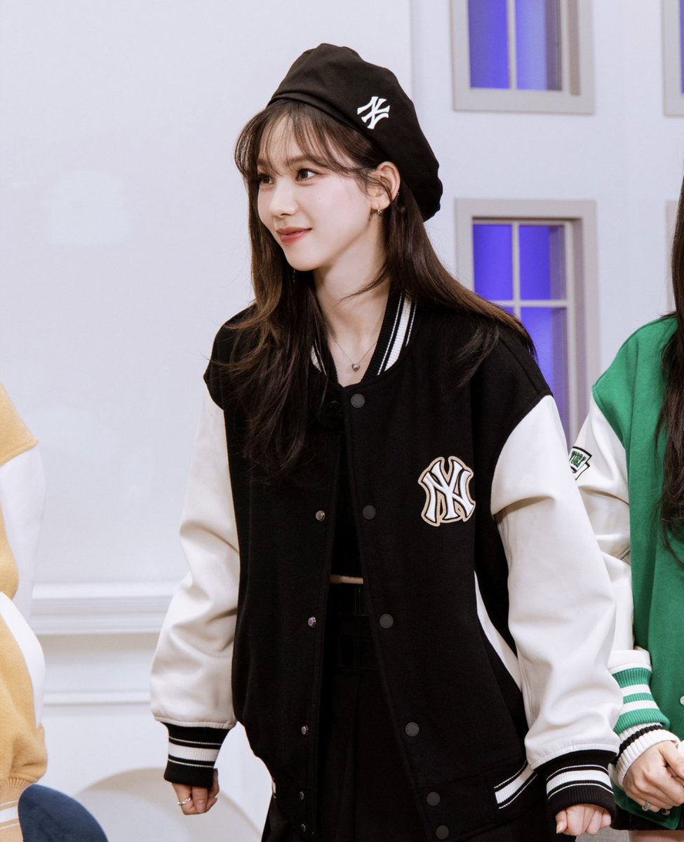 yu jimin god has given you everything but my number😢