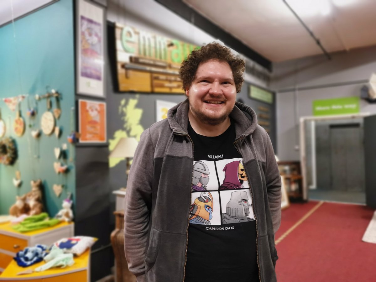 emmausmossley's tweet photo. Great to welcome @commreporter Ushi to Emmaus Mossley today to learn more about our community and people.

Ushi is a trainee with the GM Changing Futures programme @greatermcr @Badkamra, capturing stories to help improve services.

#WorkingTogether https://t.co/TLpSe1eUke