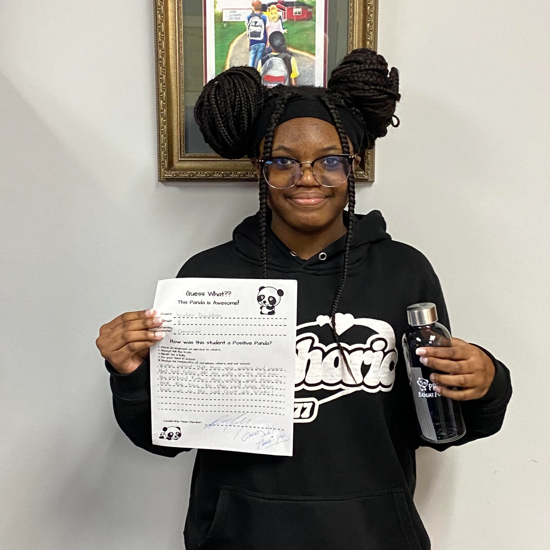 EastPoint_SC's tweet photo. Let's hear it for our #positivepanda🐼 Winter! She noticed that some posters and papers had fallen off the wall in the hall over the weekend. Rather than walking past them, she stopped and hung them back up on the wall. Great Job, Winter!!!🎉 https://t.co/4BAGDryMIR
