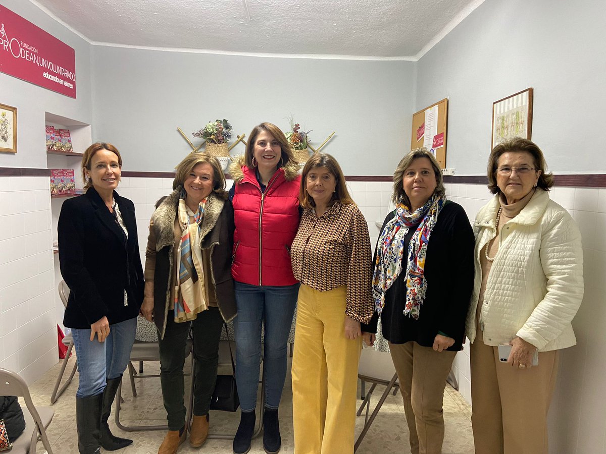 Fundación PRODEAN (@prodean_org) on Twitter photo Recibimos la visita de <a href="/marrider1976/">Marian Aguilar.</a> y @evacontador delegadas de promoción, cultura , patrimonio histórico y Servicios Sociales y Mayores del <a href="/ayuncordoba_es/">Ayuntamiento Córdoba</a> para conocer presencialmente las actividades de nuestro nuevo Centro Social de Ciudad Jardín Recibimos la visita de <a href="/marrider1976/">Marian Aguilar.</a> y @evacontador delegadas de promoción, cultura , patrimonio histórico y Servicios Sociales y Mayores del <a href="/ayuncordoba_es/">Ayuntamiento Córdoba</a> para conocer presencialmente las actividades de nuestro nuevo Centro Social de Ciudad Jardín