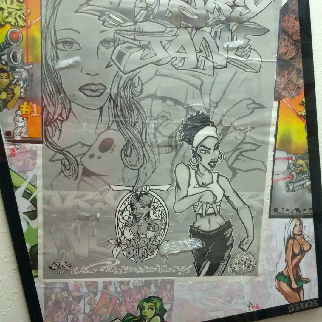 chroniCAvenger's tweet image. 30 years go by quick. At least I got a ring on it 😆 🤣 😂 we go way back @SWISSPRECISE @NASAcrew #caallday #kbhcrew