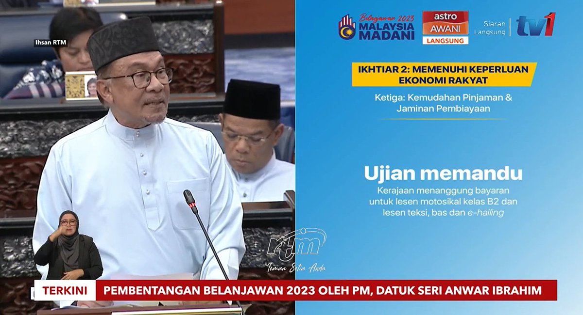 fahmizainol91's tweet photo. Lesen motorsikal percuma, untung!! https://t.co/BGLz1JaGTq