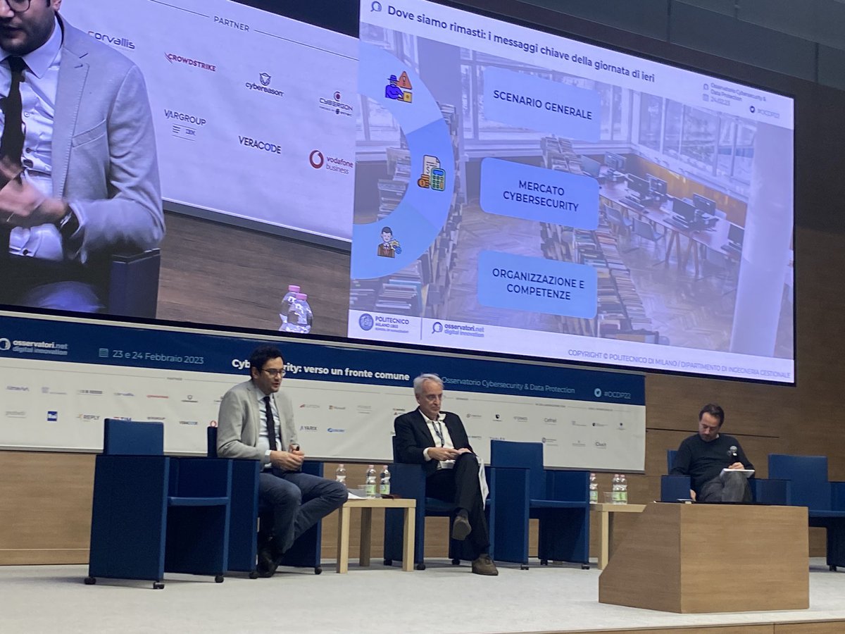Osserv_Digital's tweet photo. .@PivaAlessandro Direttore dell’Osservatorio #Cybersecurity & #DataProtection riprende i messaggi chiave emersi ieri introducendo i temi che verranno approfonditi nel corso della mattinata #OCDP22 https://t.co/it3XEkhgy3