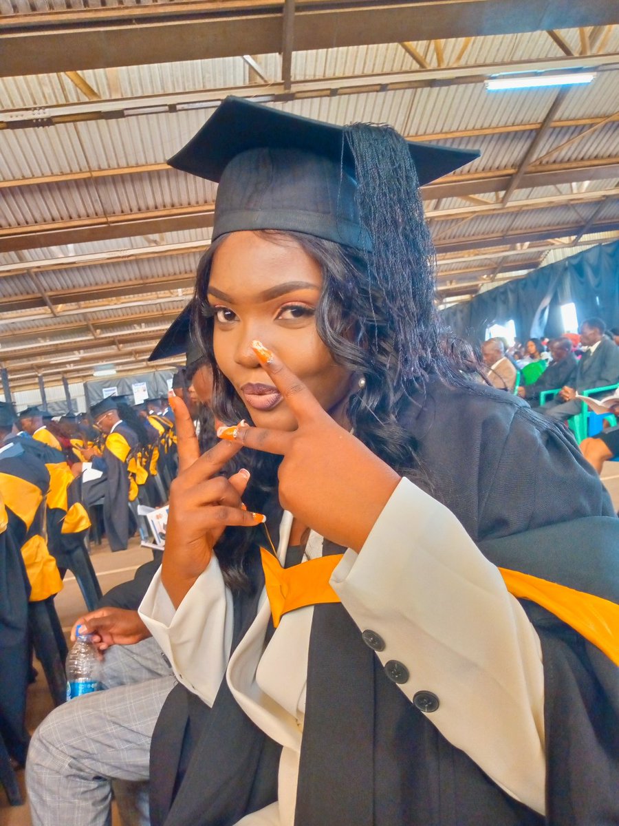 Blackchild🌚🖤 tweet media