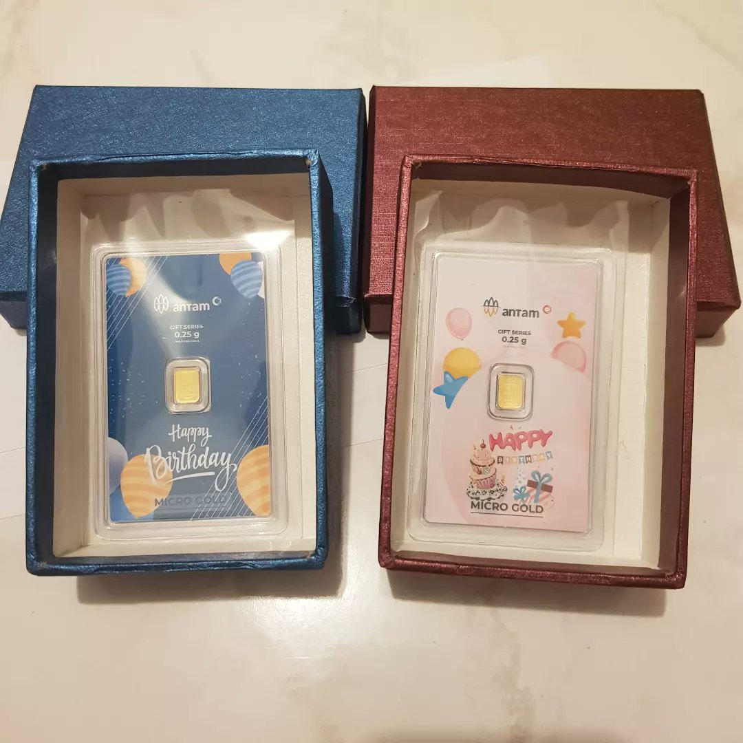 MiniGold_sby_'s tweet photo. Apapun usaha dan profesimu, mulai 
menyisihkan penghasilan sebagai bekal di masa depan atau saat menghadapi masa sulit. 

Pentingnya tabungan bisa digunakan saat keadaan 
tidak menentu. Yuk mulai nabung emas dengan aneka ukuran.

Instagram : @minigold.official.surabaya https://t.co/zfwMp8YNcm