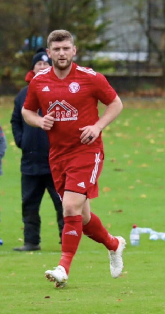 GlasgowHarpAFC1's tweet photo. We would just like to apologise to everyone in Bishopbriggs for the shameful performance of our players @kylelochhead on this mornings @1025Clyde1 5k minute π€£
#acutetriangle π https://t.co/VGBw3ymL11