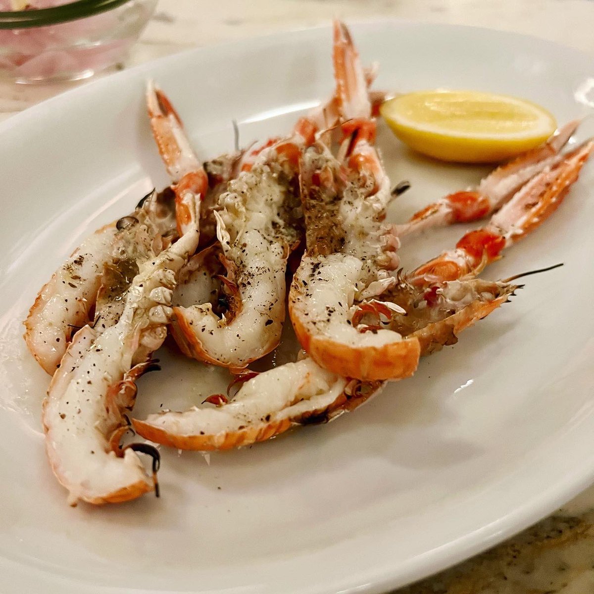 Preview dinner at the new Stock Market Grill <a href="/StockExHotel/">Stock Exchange Hotel</a> - including native oysters, steak tartare with beef fat yolk, Scottish langoustines and ex dairy Fresian rib eye steak