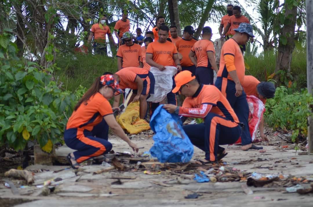 Philippine Coast Guard on Twitter "LOOK The coastguardph District