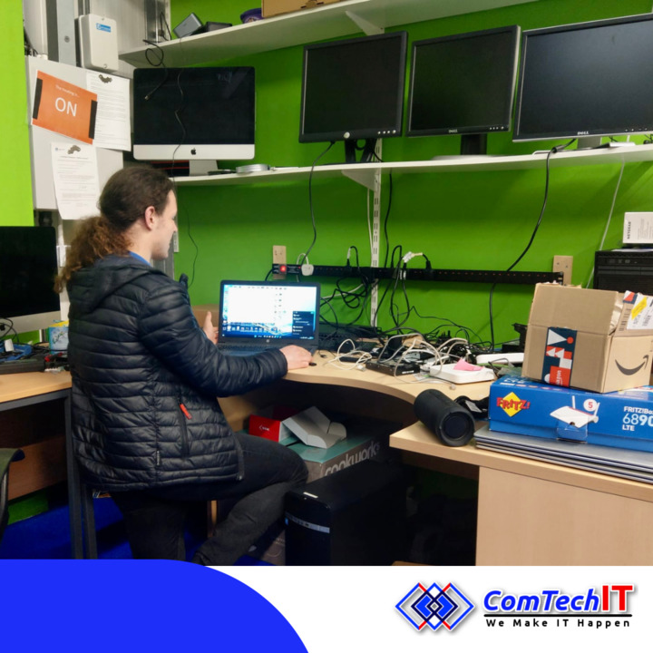 ComTech247's tweet photo. We make IT happen for small businesses across Scotland! 👏🏴󠁧󠁢󠁳󠁣󠁴󠁿

Through our competitively priced Remote Support, we can fix faults or configure your software from our office in Stirling. 

Get in touch.👇

📞 01786 394103 📧 enquiries@comtechit.scot

#ComTechIT #Stirling #ITSupport https://t.co/5SoxSfZzui