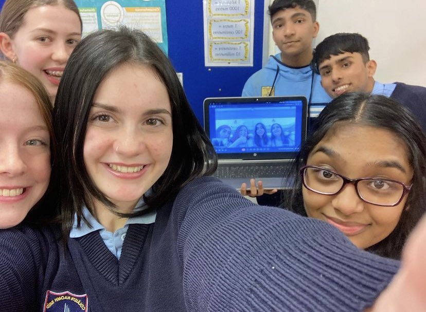 resiliath's tweet photo. Meeting with our International Friends @Tonaltechmx  !!! #resiliath #f1inschools #f1inschoolsirl https://t.co/tDxppBFSNp