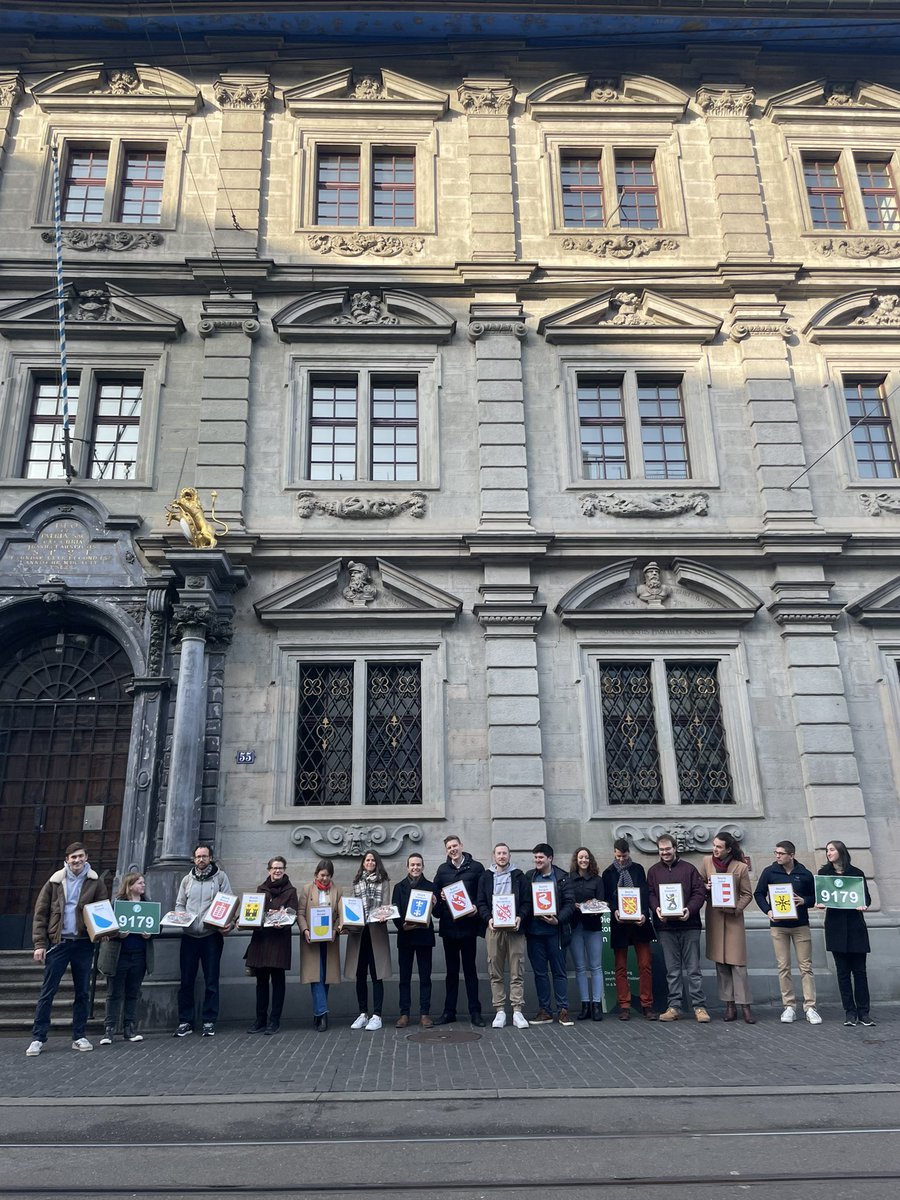 Pro Juventute (@projuventute) on Twitter photo Es freut uns sehr, dass eine Jungpartei Initiative ergreift, um die psychische Gesundheit von Kindern und Jugendlichen im
<a href="/KantonZuerich/">Kanton Zürich</a> zu verbessern. Die Situation ist akut, wir unterstützen daher die Initiative #GesundeJugendJetzt <a href="/DieJungeMitteZH/">Die Junge Mitte Zürich</a>. Heute wird sie eingereicht. Es freut uns sehr, dass eine Jungpartei Initiative ergreift, um die psychische Gesundheit von Kindern und Jugendlichen im
<a href="/KantonZuerich/">Kanton Zürich</a> zu verbessern. Die Situation ist akut, wir unterstützen daher die Initiative #GesundeJugendJetzt <a href="/DieJungeMitteZH/">Die Junge Mitte Zürich</a>. Heute wird sie eingereicht.