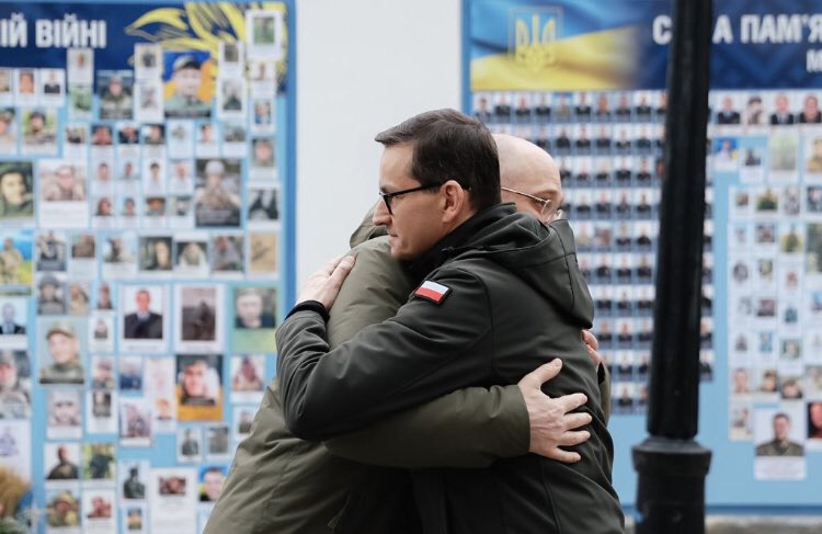 [情報] 波蘭宣布已交付豹二給烏克蘭