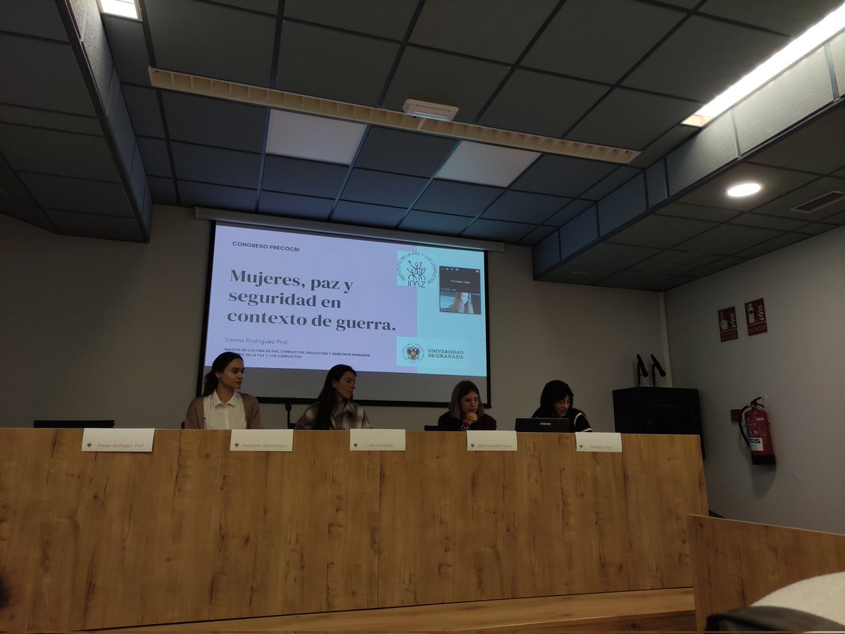 PrecocriVii's tweet photo. Segunda mesa presentando https://t.co/kPboHfkiDe