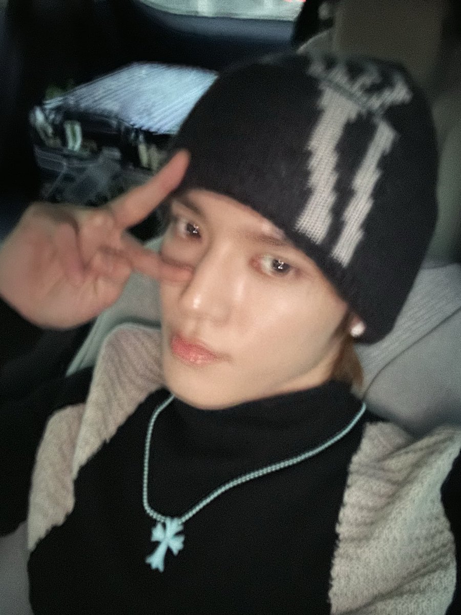 ًtaeyong pictures tweet media