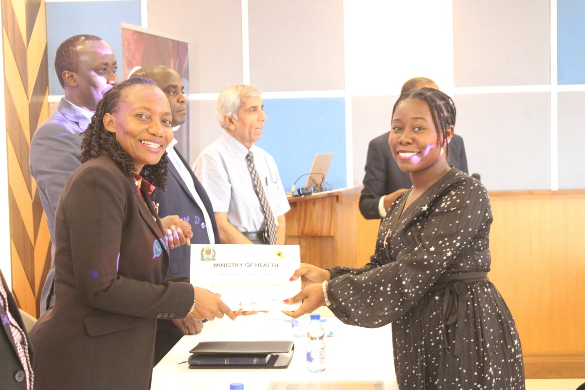 TDATanzania's tweet photo. Data show that many people who died of #COVID19 were suffering from non-communicable diseases. #TDA in collaboration with #MoH and #PORALG has built the capacity of emergency services experts to help patients with acute and non-communicable diseases. https://t.co/qLKMkP9P21