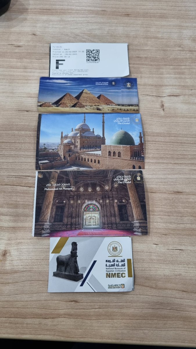 MirzaevTemur's tweet photo. Misr muzeylari va turizm obyektlari, hatto kirosh deklaratsiyasi ham kolleksiya qilishga arziydigan, reklamaga xizmat qiladigan qilib bezatilar ekan.

Bizda bilet olgach, haligacha turniketdan o‘tgach, "musor" yashik qidirib qolishadi. 

O‘rganish zarur.

#Egypt #museum #ticket https://t.co/g2THFPdSDh