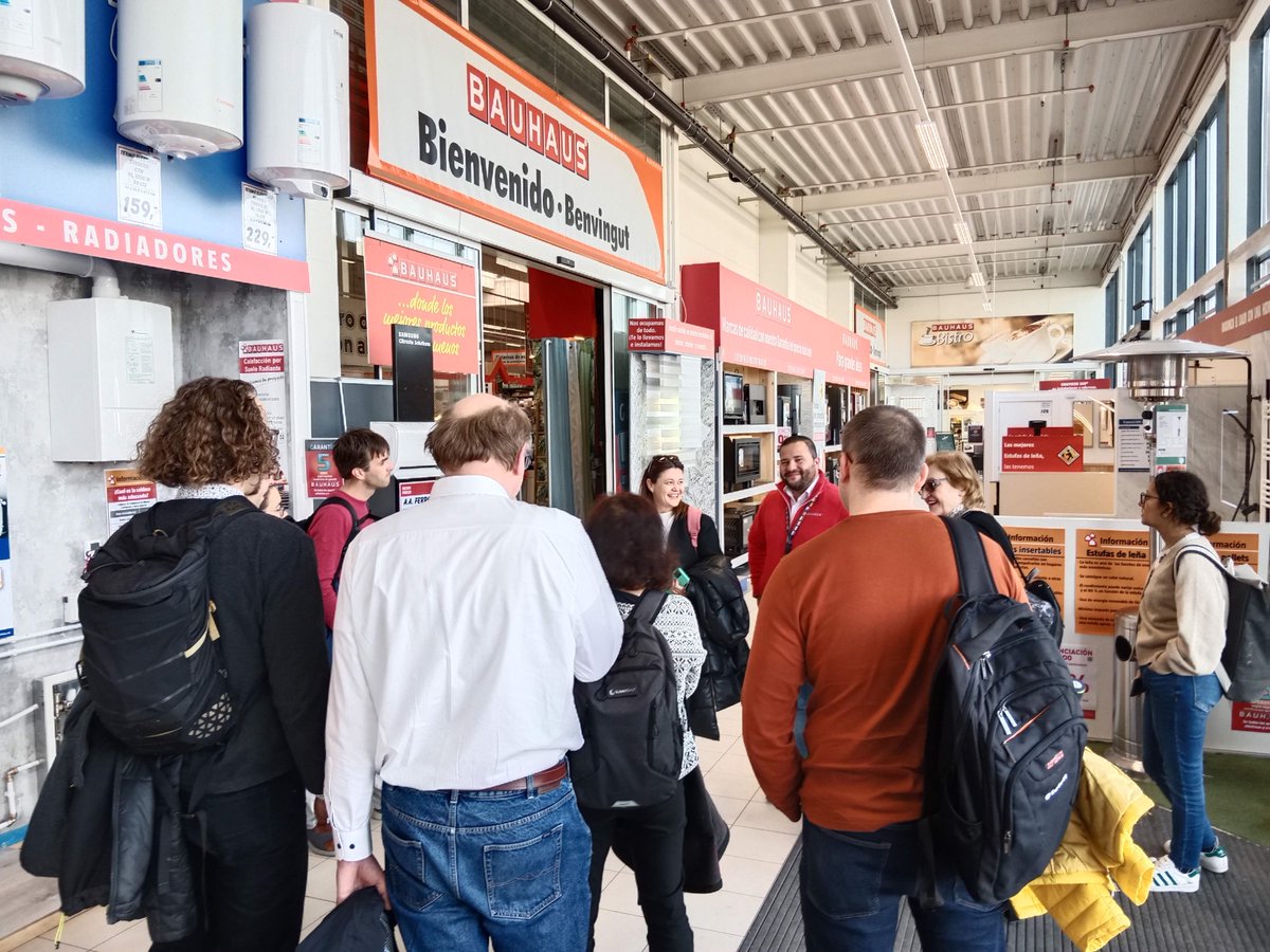 Busleague tweet media