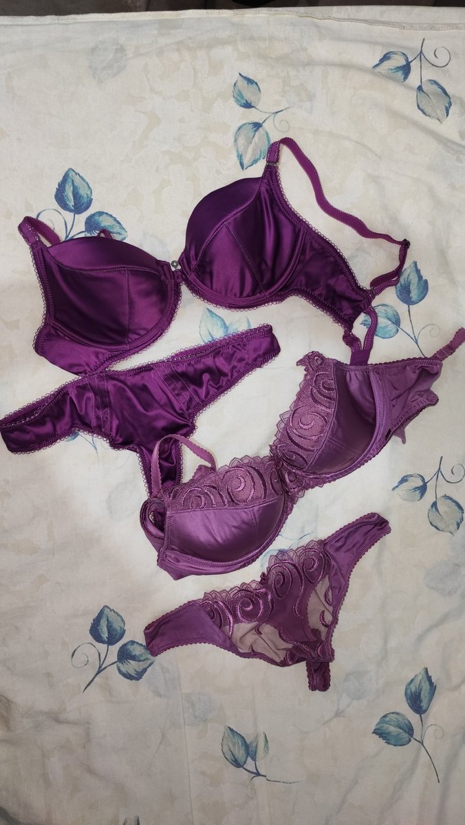 iccamasirpaylas's tweet photo. Takipcim 50 yasindaki ev hanimi olan annesinin seksi hazinlerini paylasmami istedi yorumlarinizi bekliyor. https://t.co/s7az1t8NlN