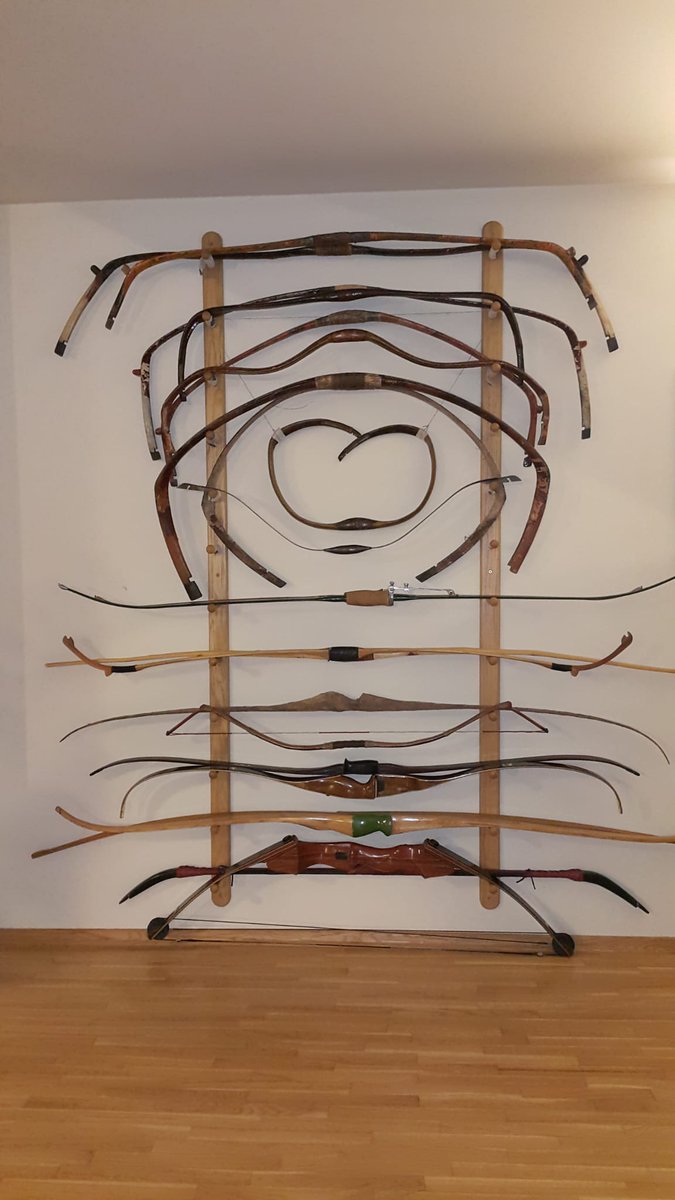 san_chenco's tweet photo. Po renowacji przyszła stara szafa babcina i ... ta ekspozycja musi znaleźć sobie inne miejsce.
Łuki: #Chinese #persian #mongolian #Tibetan #India #Mughal #Hunter #longbow #steelbow #compaund #takedown #Sweden #sindbow https://t.co/JHhAIRDfBC