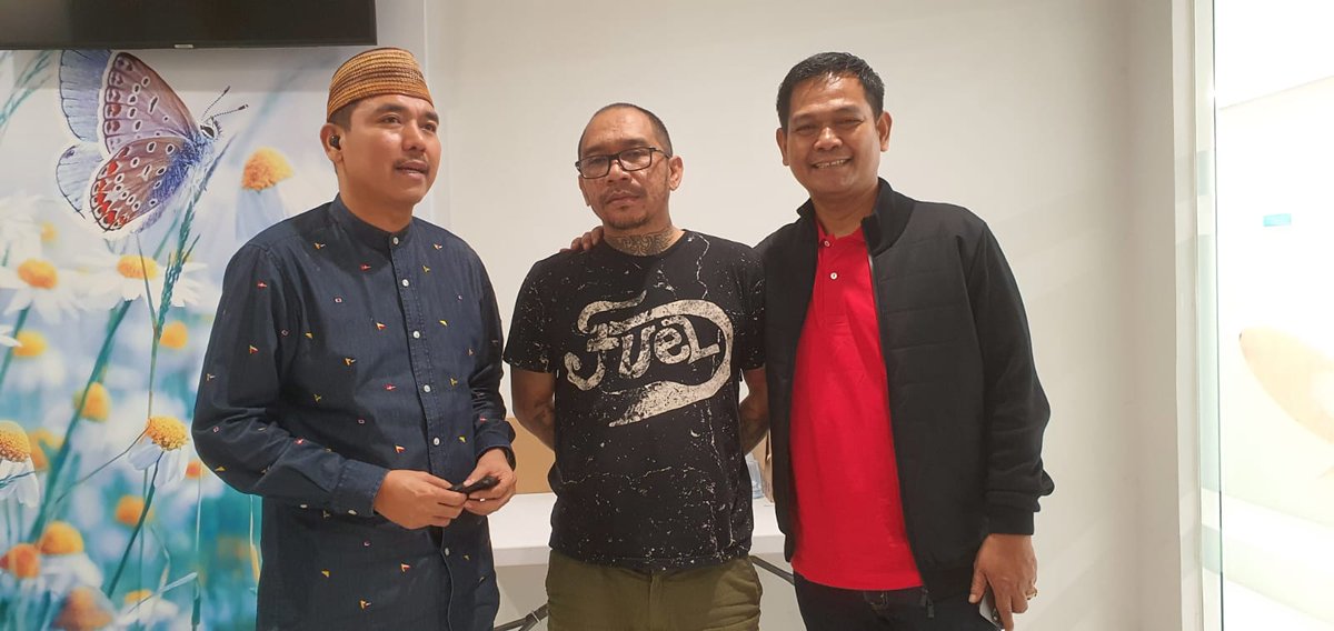 Buat Komandan Jo (orang tua David). Duka mu adalah duka kami. Mari kita doakan  terus agar Ananda David segera pulih kembali. Amin